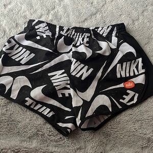 Girls youth nike shorts!